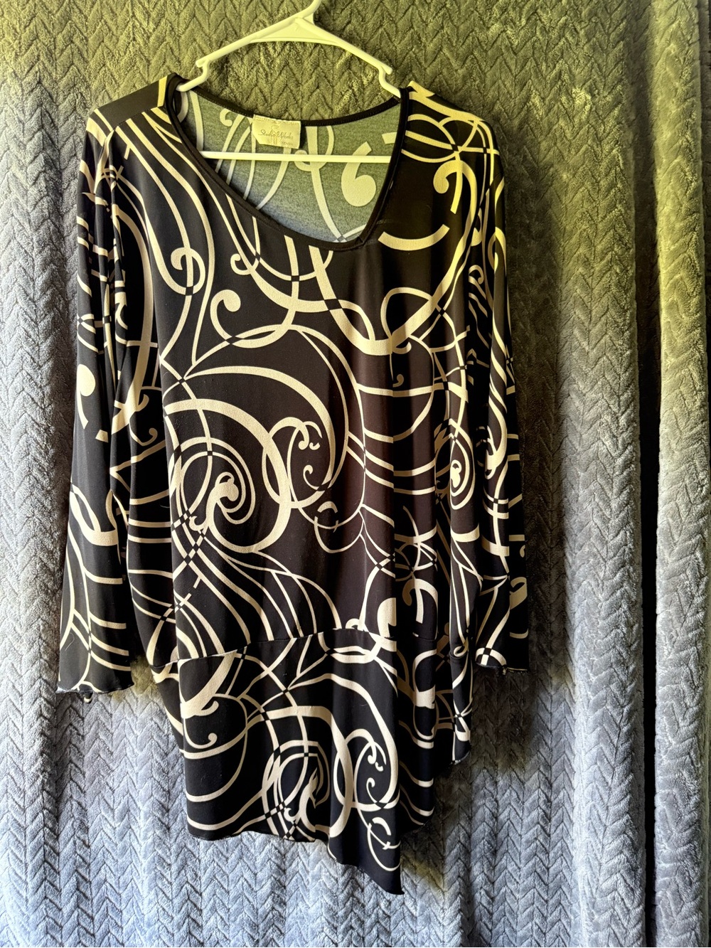 Studio Works Black & White Swirl V-Neck Asymmetrical Top